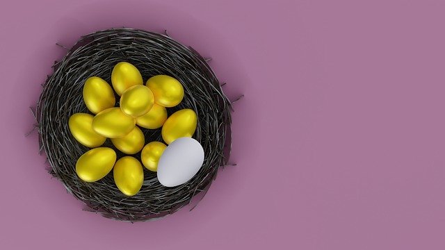 farmer and the golden eggs